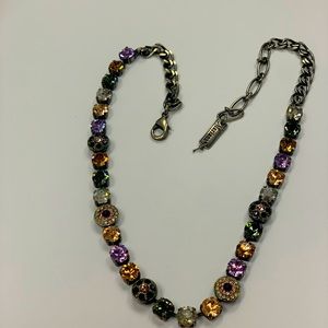 Mariana Choket Sabika like